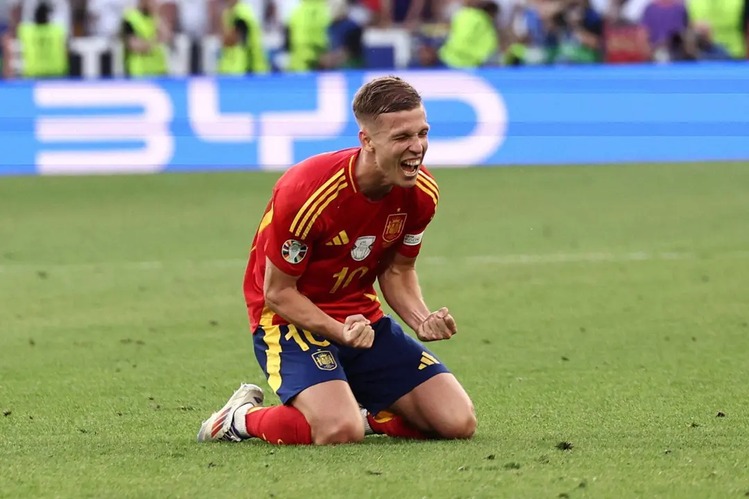Dani Olmo durante el partido de cuartos de la Eurocopa 2024 entre Espa&ntilde;a y Alemania en Stuttgart, AlemaniaEFE/EPA/ANNA SZILAGYI